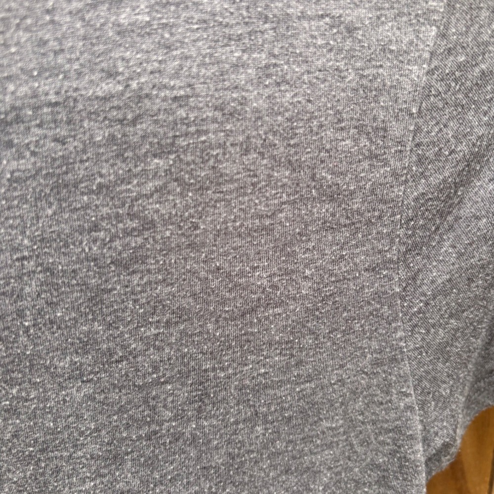 Modern Lux Dog Mom‎ Graphic T-Shirt Womens Medium Gray Excellent Paw Print Tee - Picture 5 of 7